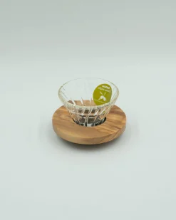 Hario tragt i glas med oliventræ (01)
